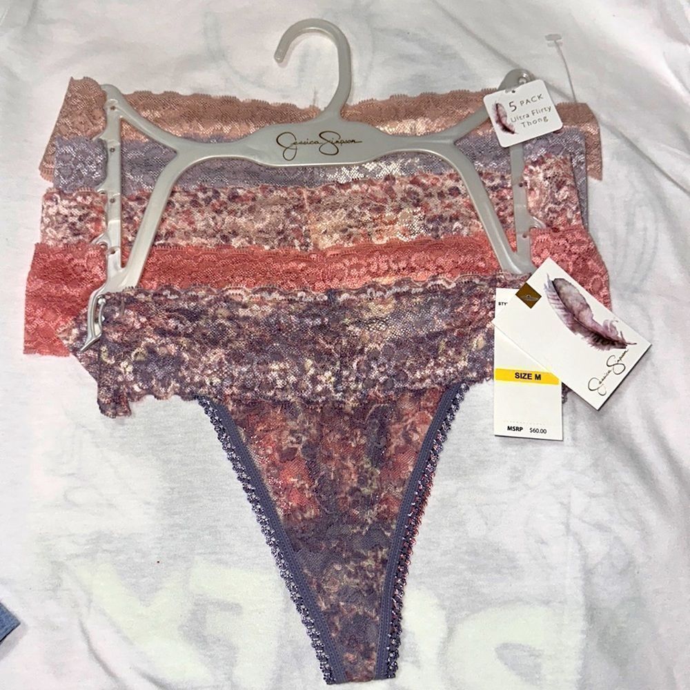 Jessica Simpson 5pack Thongs size M